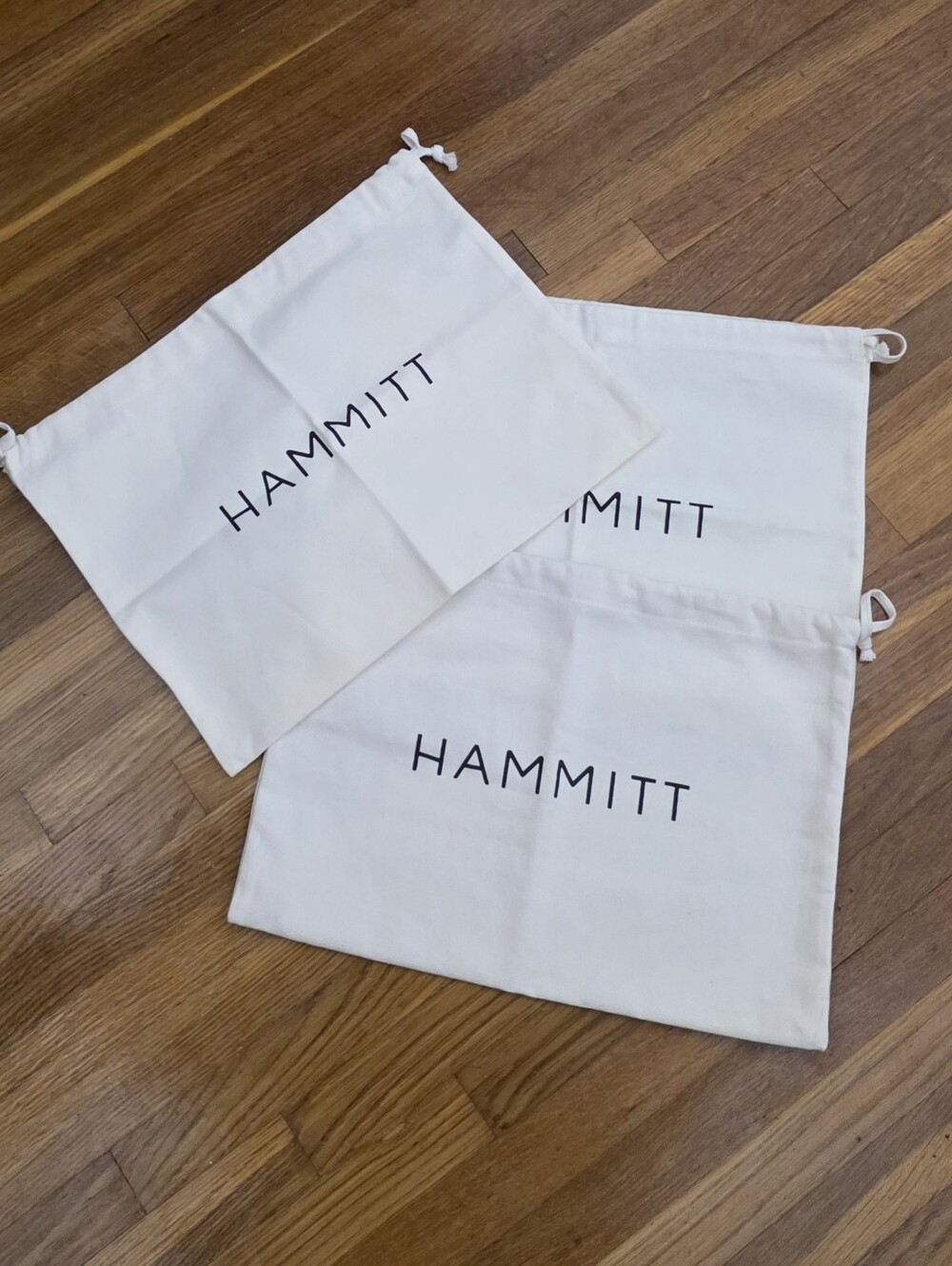 3 Hammitt White Drawstring Logo Dust Bags